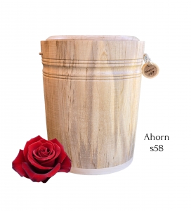 Naturholz-Urne---Ahorn--s58---fr-alle-Bestattungsarten